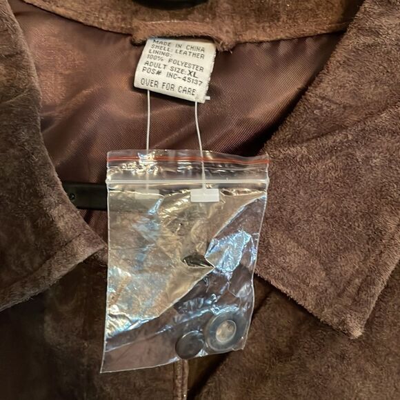 NEW Women's Chocolate Brown Suede Button Front Shirt - XL - Picture 5 of 10